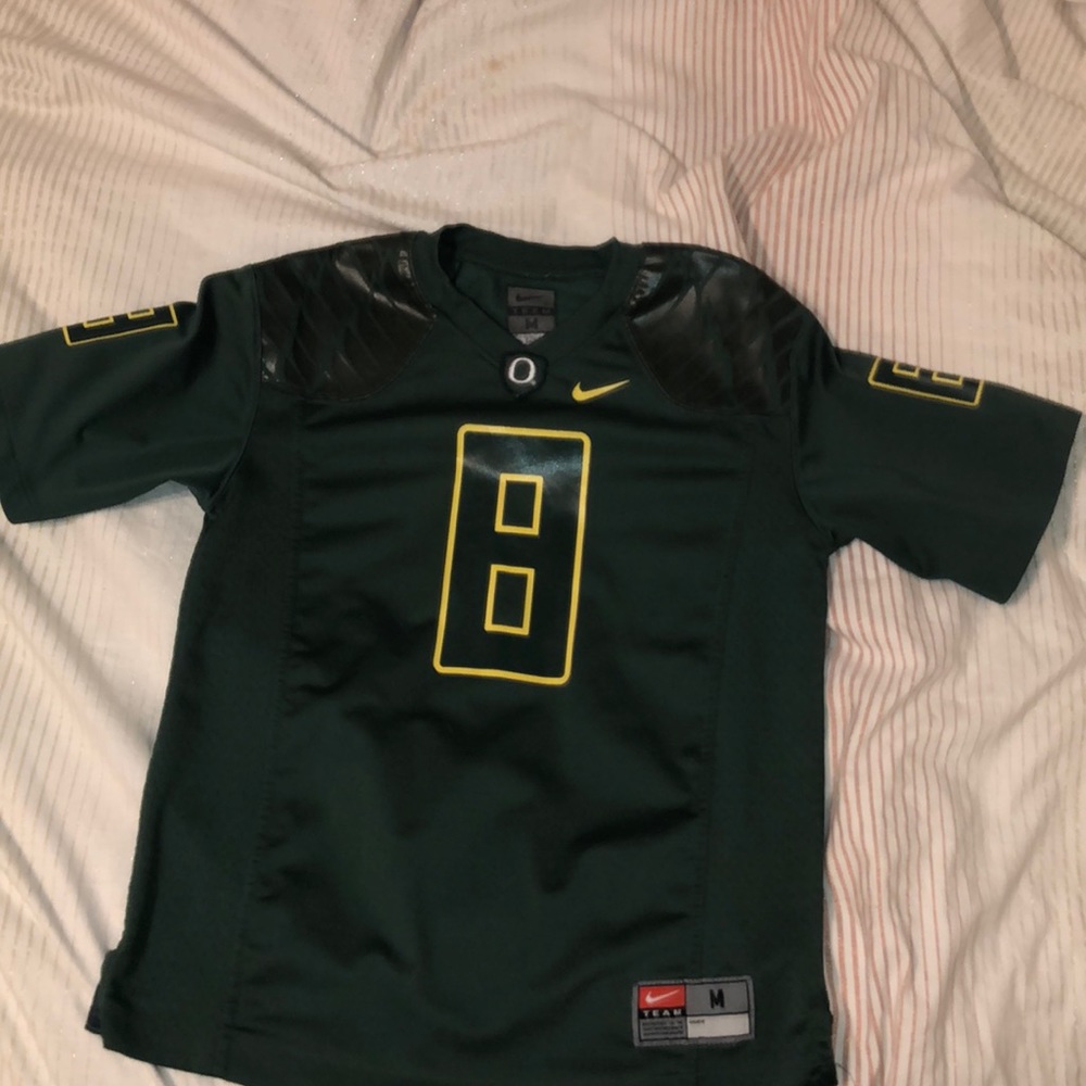 a green jersey